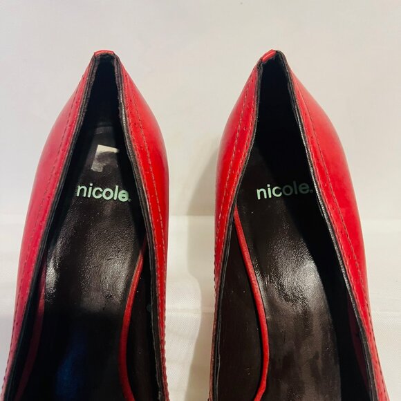 Nicole-Made In Brazil-3" Heels Red Leather/Antique Gold Buckle-Size 8 1/2-Comfy - Picture 13 of 15